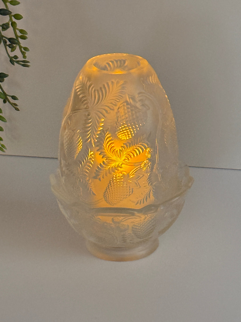Vintage Fenton Satin Glass Fairy Lamp – Strawberry Pattern – Original Sticker – 5” Tall