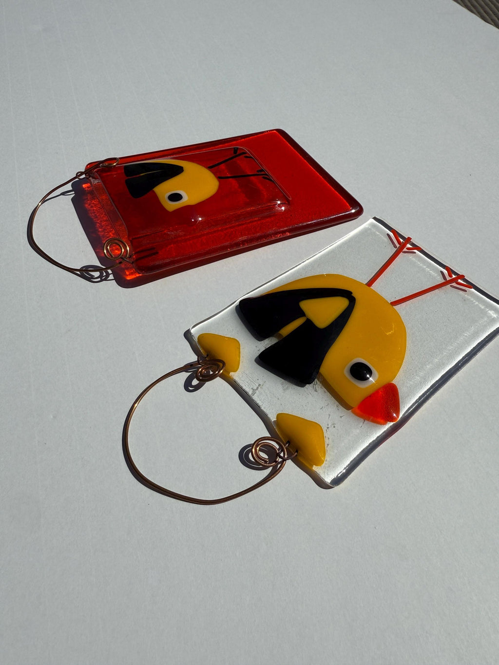 Pair of Handblown Glass Bird Suncatchers – One Pocketed for Water & Fresh Flowers – Twisted Copper Wire Hanger