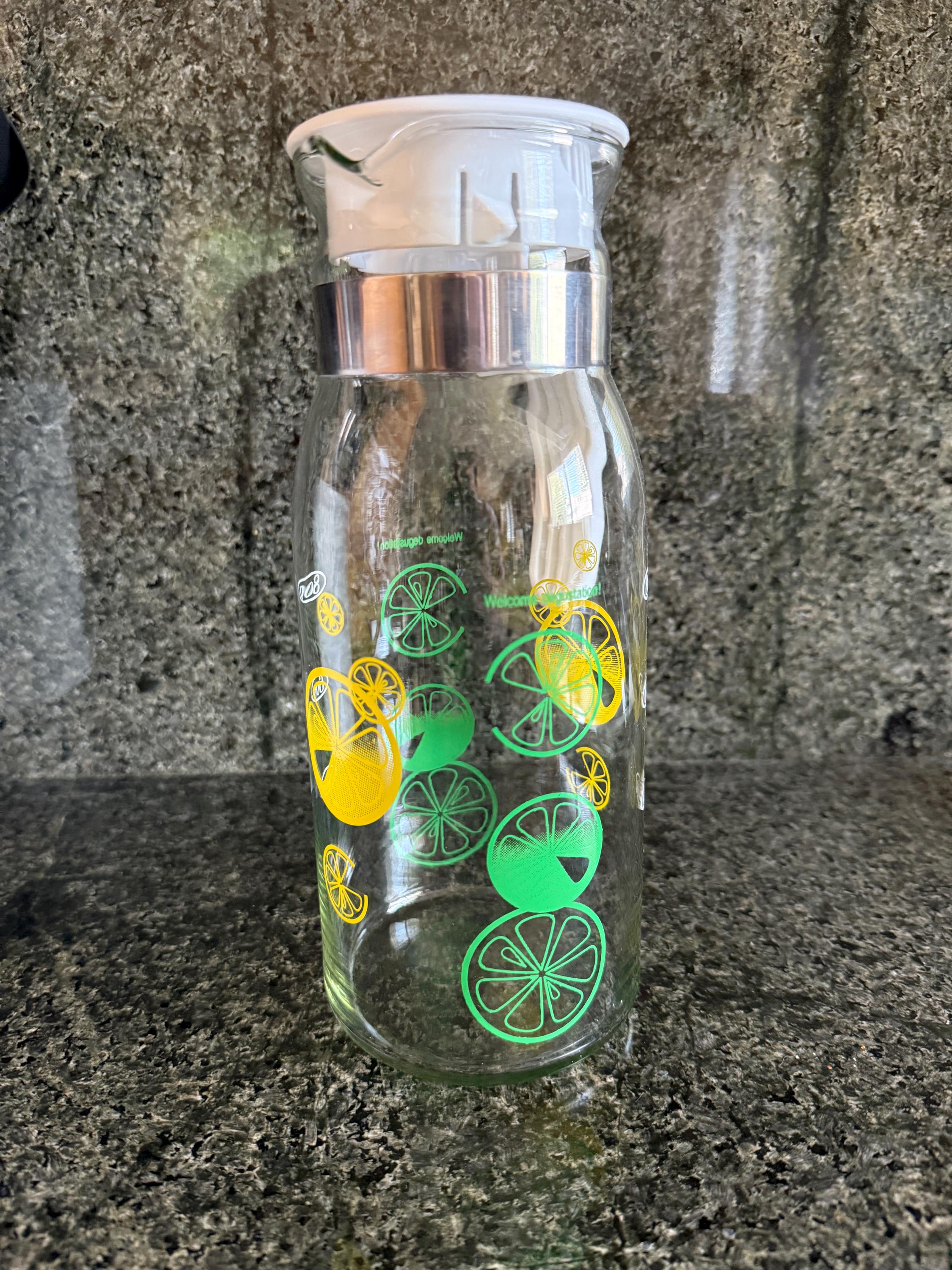 Vintage Pyrex Carafe | lemon lime pattern