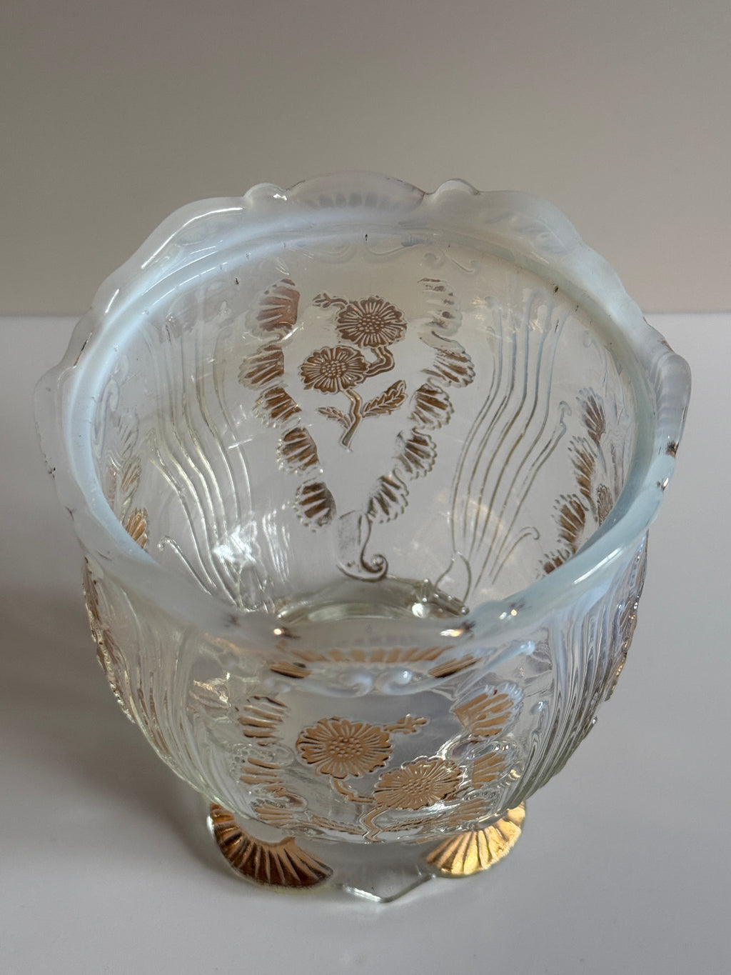 Antique Northwood “Inverted Fan & Feather with Flower” White Opalescent Glass Spooner with Gold Trim – Early 1900s