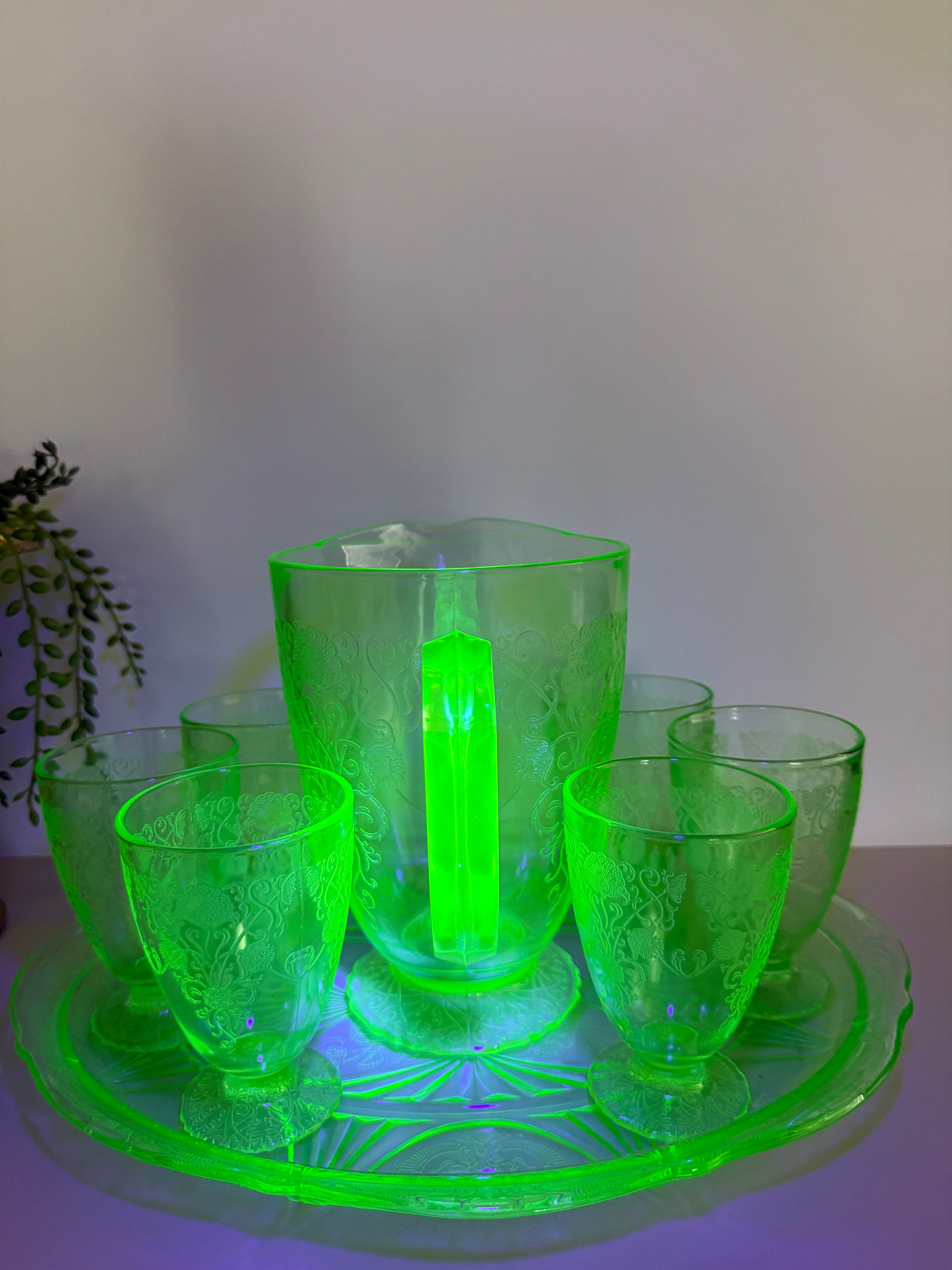 Hazel Atlas Green Depression Glass – Florentine No. 1 (Poppy) Pitcher & Juice Glasses- Sold Separately
