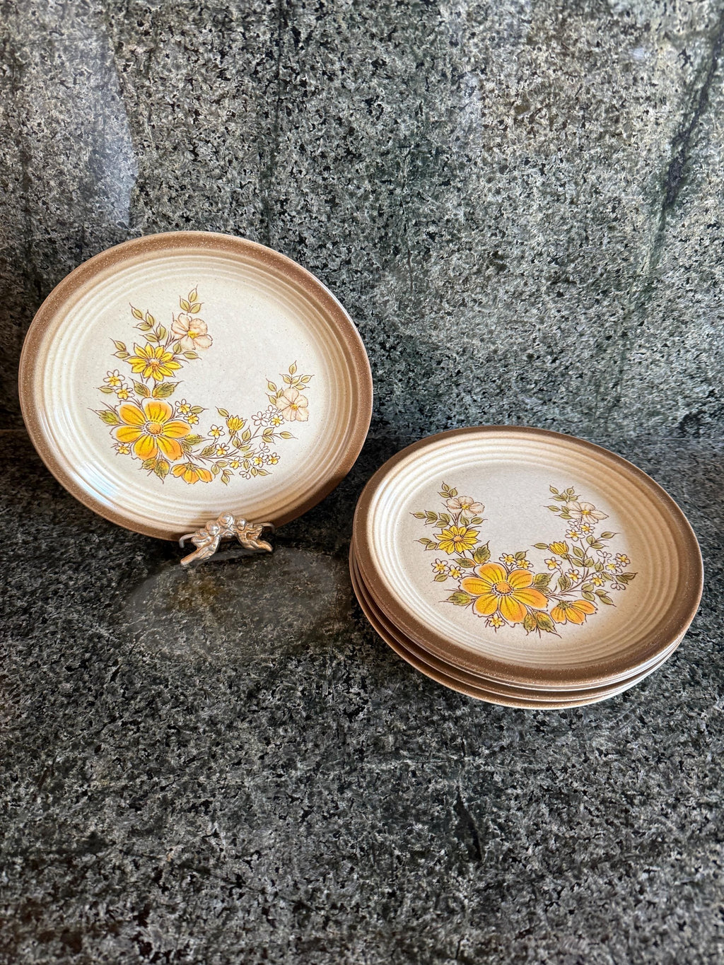 Vintage Wallace Heritage Stoneware Plates – Set of 5 Painted Desert “Summer Morn” – 7.5”