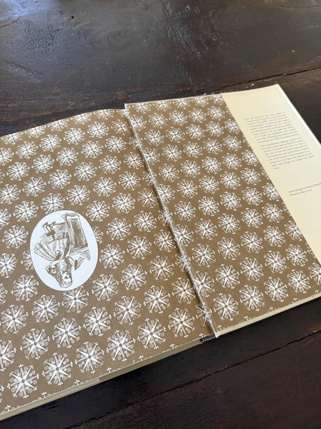 The Annotated Alice by Lewis Carroll – 1960 Edition – Illustrated by John Tenniel – Large Hardcover with Original Dust Jacket