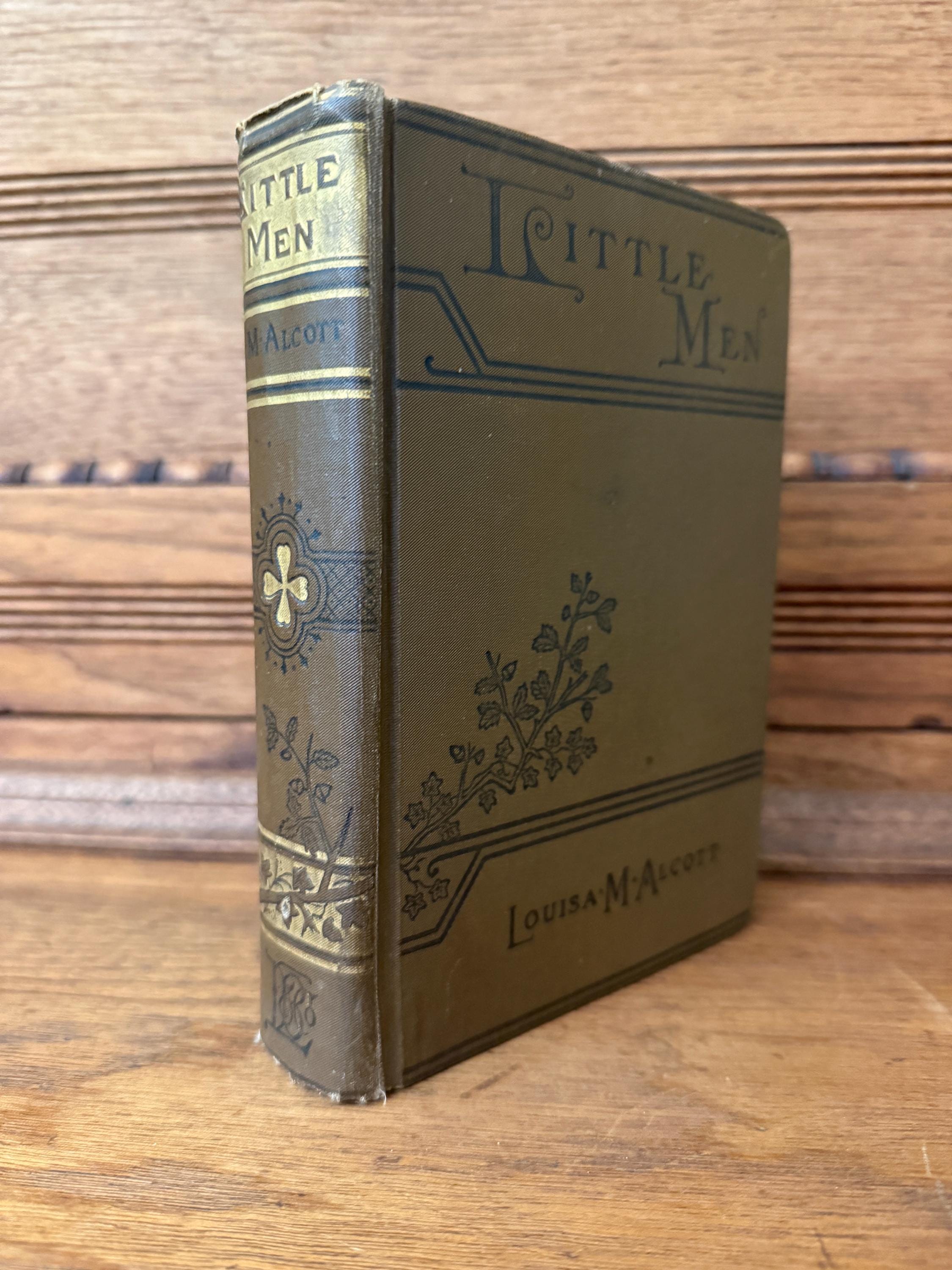 Antique 1915 - Louisa M. Alcott - Little Men illustrated hardcover book