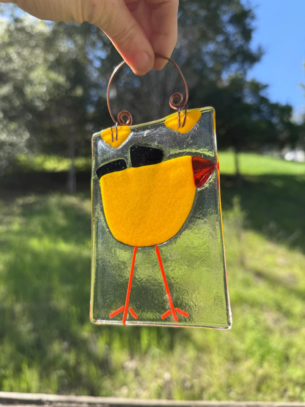 Pair of Handblown Glass Bird Suncatchers – One Pocketed for Water & Fresh Flowers – Twisted Copper Wire Hanger