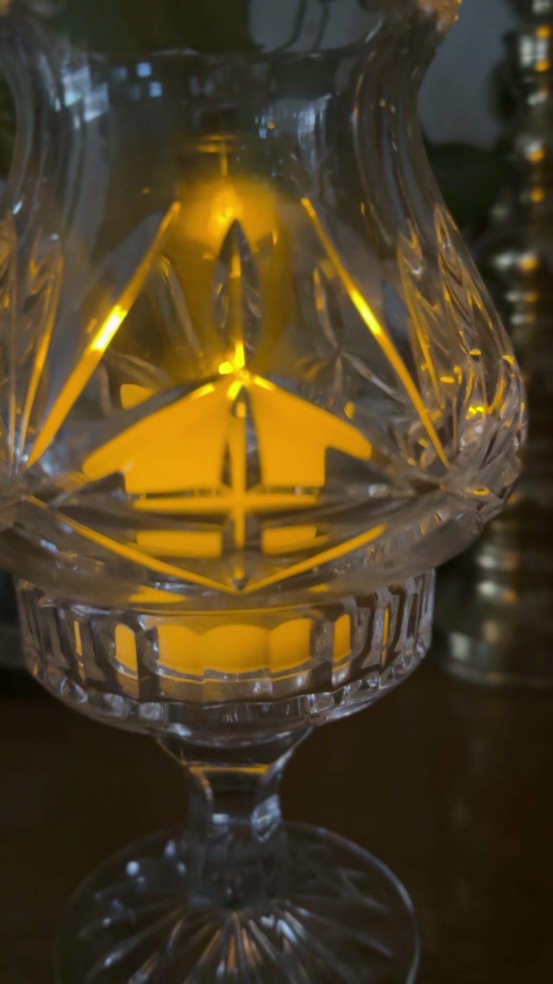Vintage Star of Edinburgh Crystal Hurricane Lamp | Edinburgh Crystal | 1940